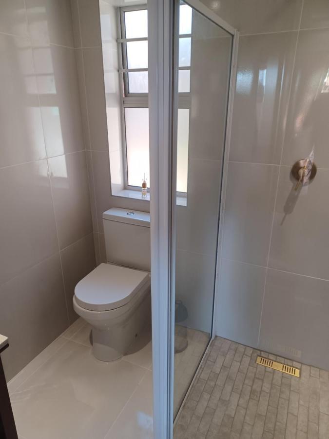 Summerstrand Self Catering For Two Port Elizabeth Bagian luar foto